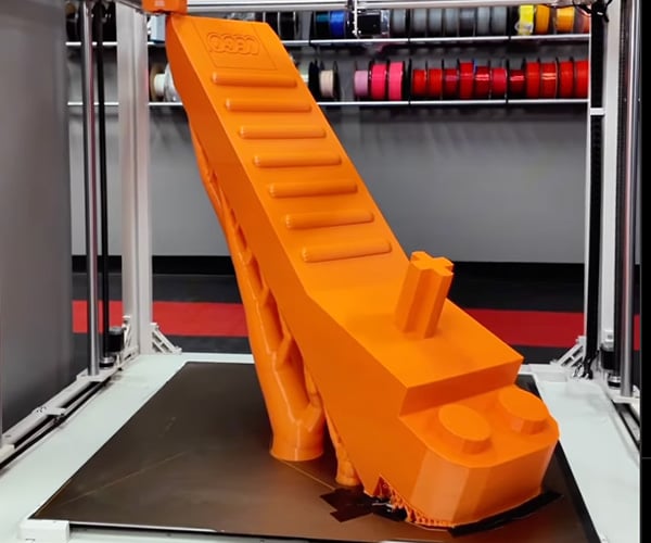 3D-Printed Giant LEGO Brick Separator